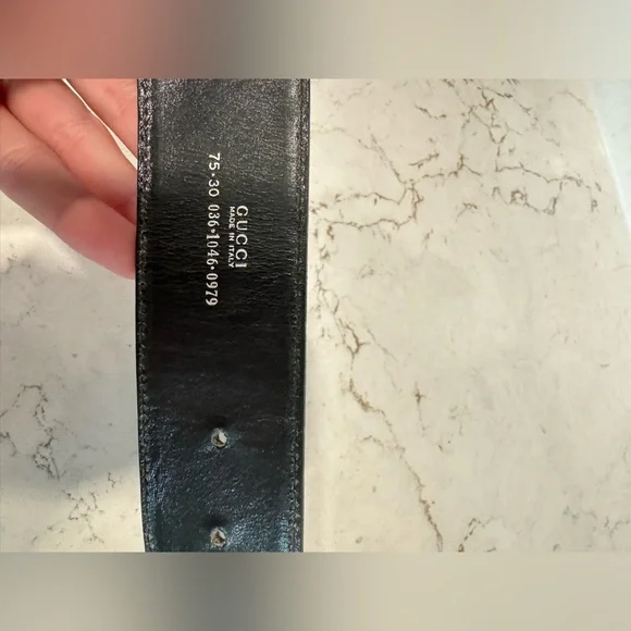*AUTHENTIC Patent Leather Black GUCCI Belt Pre-Owned